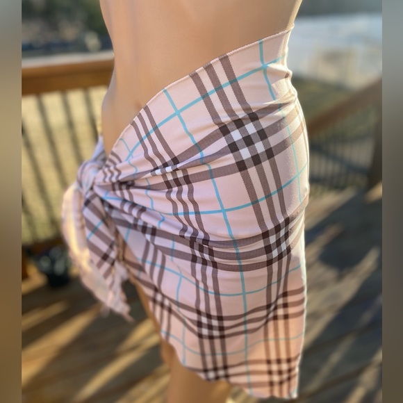 BURBERRY Swim/ Pink NOVA CHECK Sarong! Like NEW🔥Flawless👙made in Italy🇮🇹 OS - Picture 6 of 13